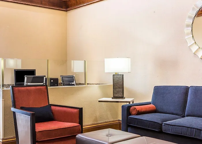 Hotel Comfort Near I-80 And I-94 4*