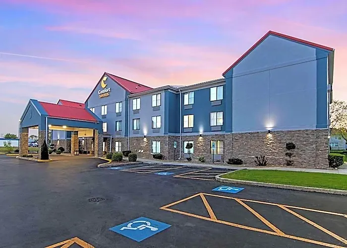 Comfort Near I-80 And I-94 4* Lansing