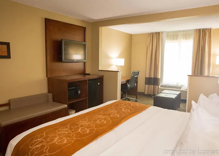 Hotel Comfort Near I-80 And I-94